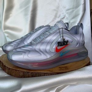 Nike Air Max 720